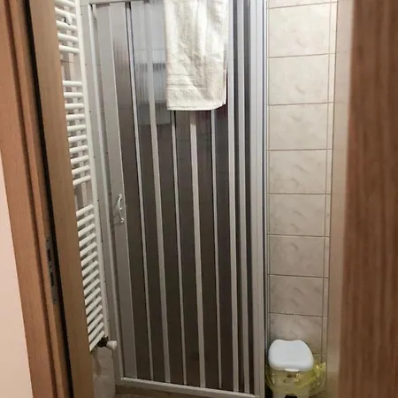 Ornella Πανσιόν 3*