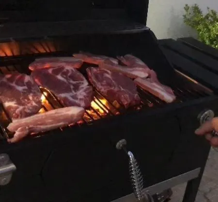 Πανσιόν Ornella 3*