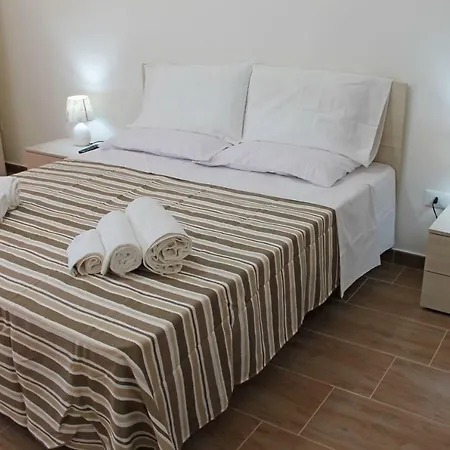 Πανσιόν Ornella Leverano